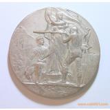 法國(guó)1900年前后 女神站像射擊節(jié)高浮雕大鍍銀章 50MM 法國(guó)1900年前后 女神站像射擊節(jié)高浮雕大鍍銀章 50MM